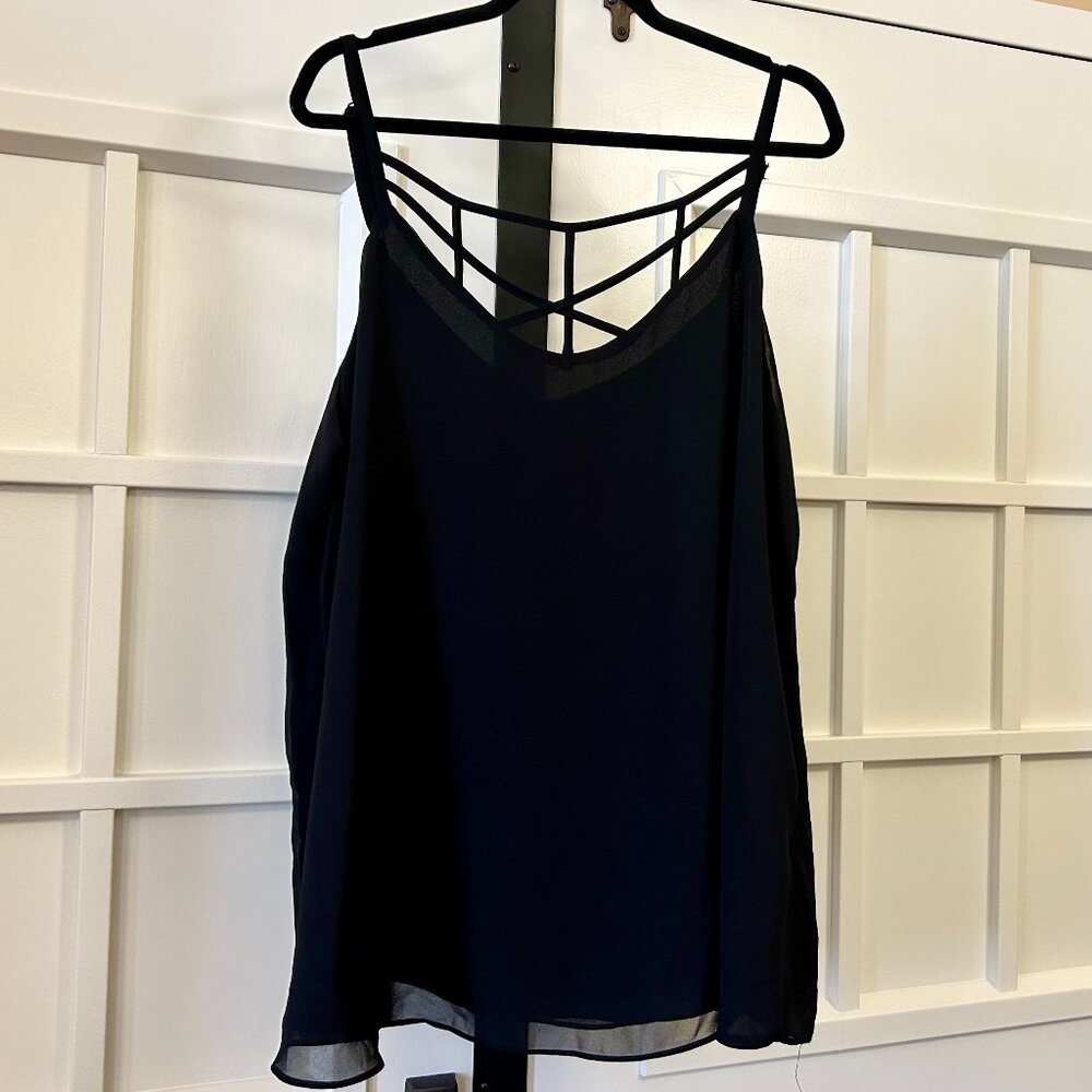 Torrid Black Sophie Cross Strap Swing Tank Cami Size 2 EUC